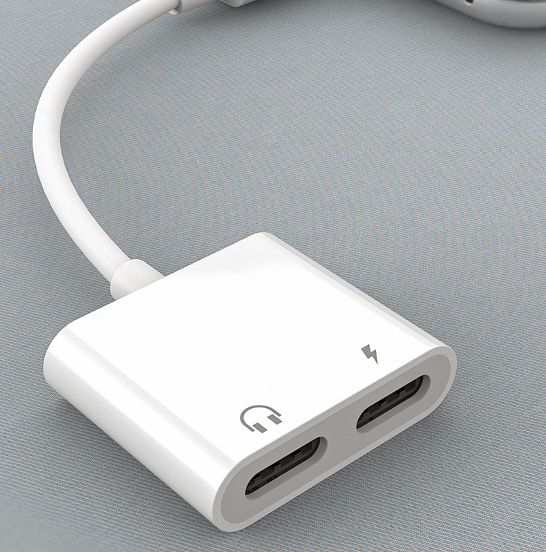 Headphone Adapter Lightning To 3.5mm Adapter Cable - Image 4