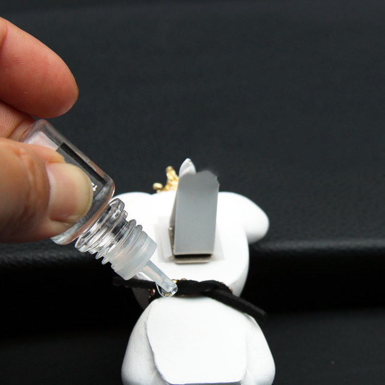 Car Air Conditioner Vent Perfume Clip – Universal Auto Air Outlet Fragrance Diffuser & Aromatherapy Accent - Image 3